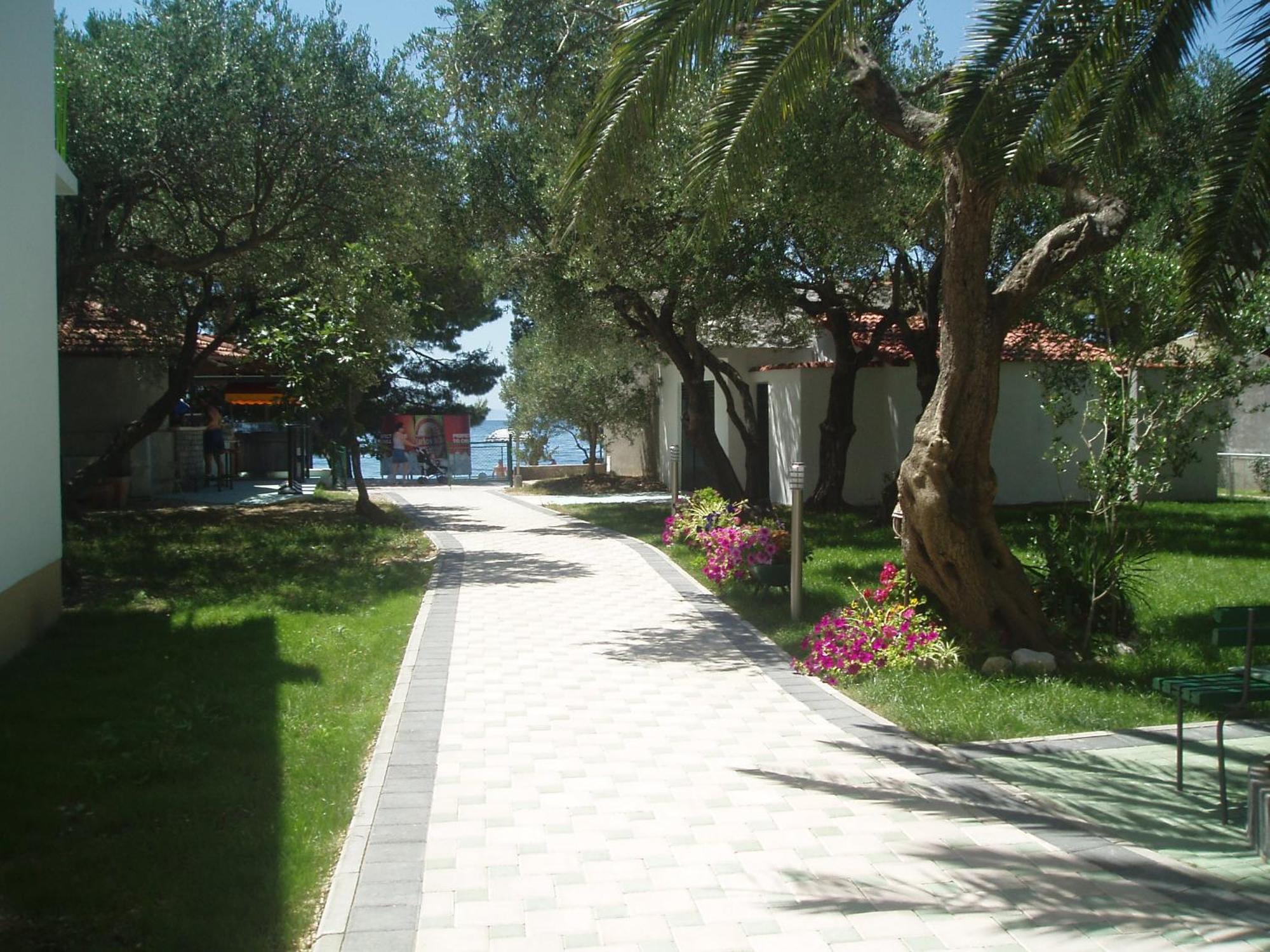 Rooms & Apartments Villa Anka Tučepi Dış mekan fotoğraf