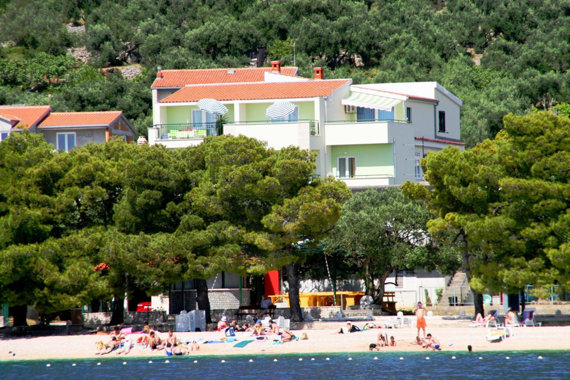 Rooms & Apartments Villa Anka Tučepi Dış mekan fotoğraf