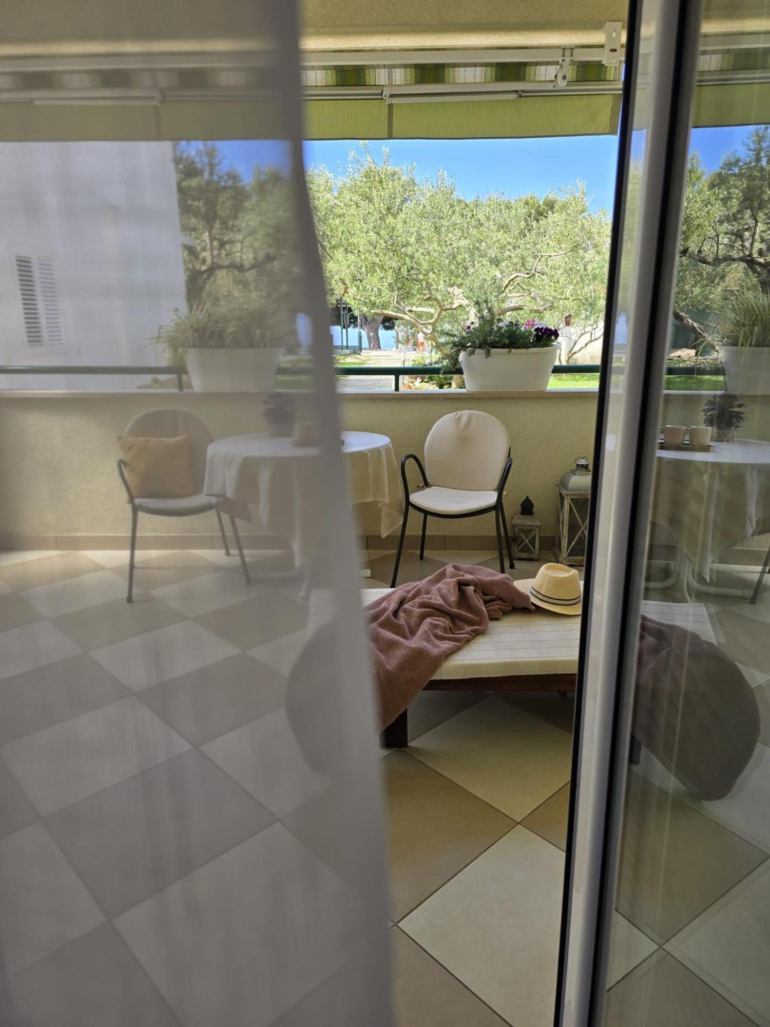 Rooms & Apartments Villa Anka Tučepi Dış mekan fotoğraf