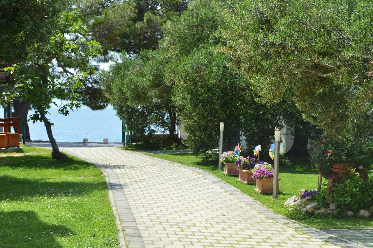 Rooms & Apartments Villa Anka Tučepi Dış mekan fotoğraf