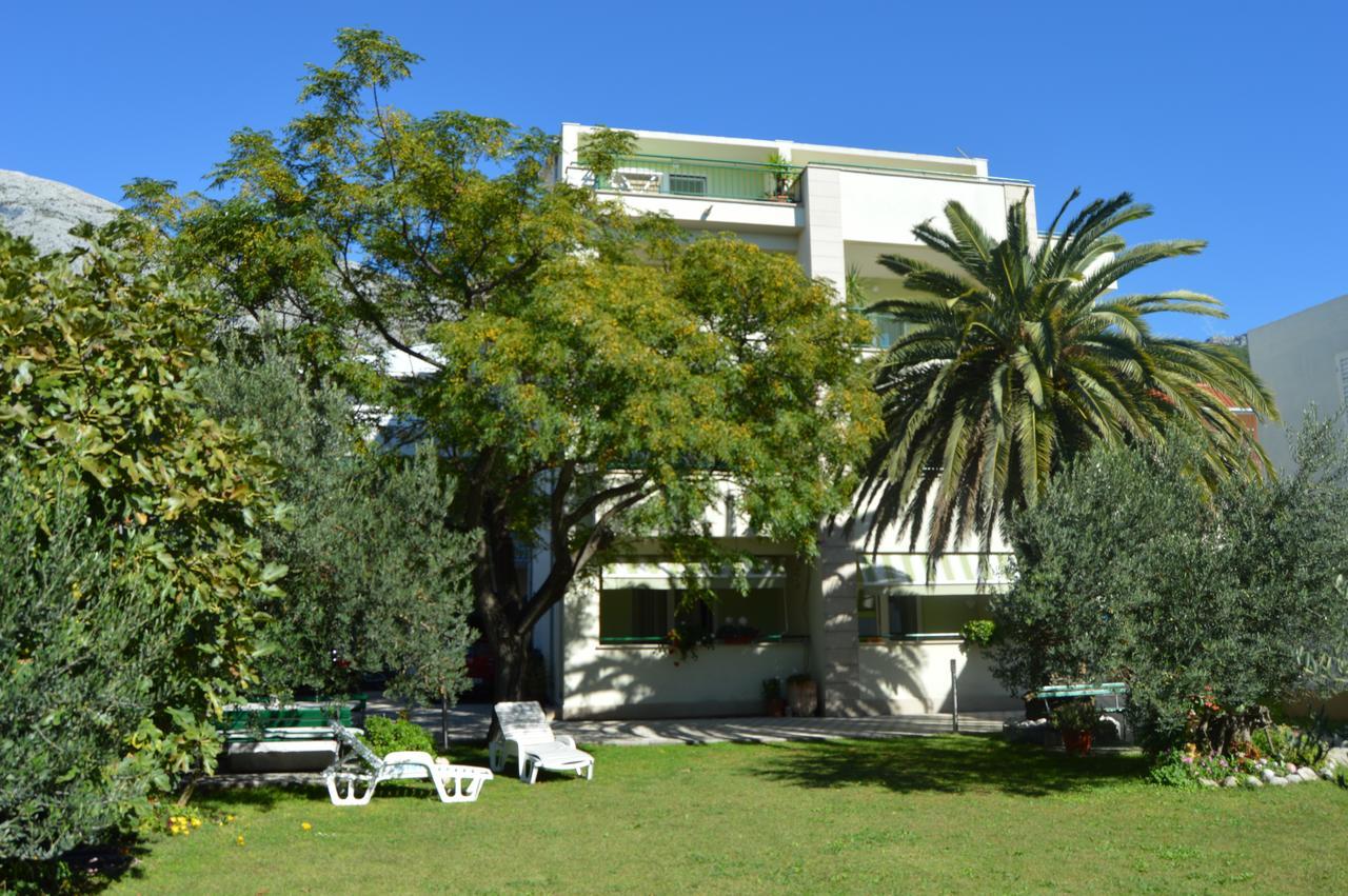 Rooms & Apartments Villa Anka Tučepi Dış mekan fotoğraf