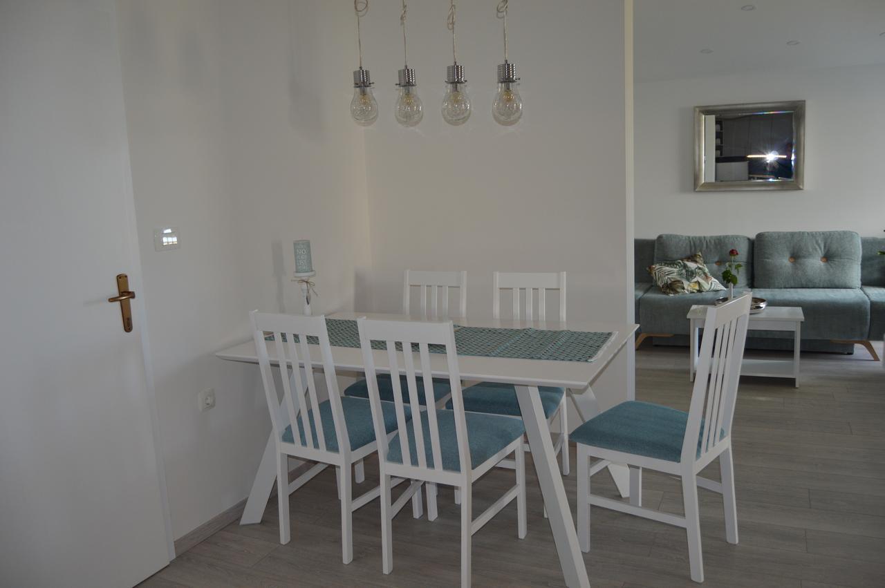 Rooms & Apartments Villa Anka Tučepi Dış mekan fotoğraf